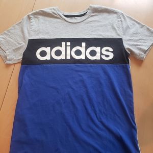 T-Shirt Adidas